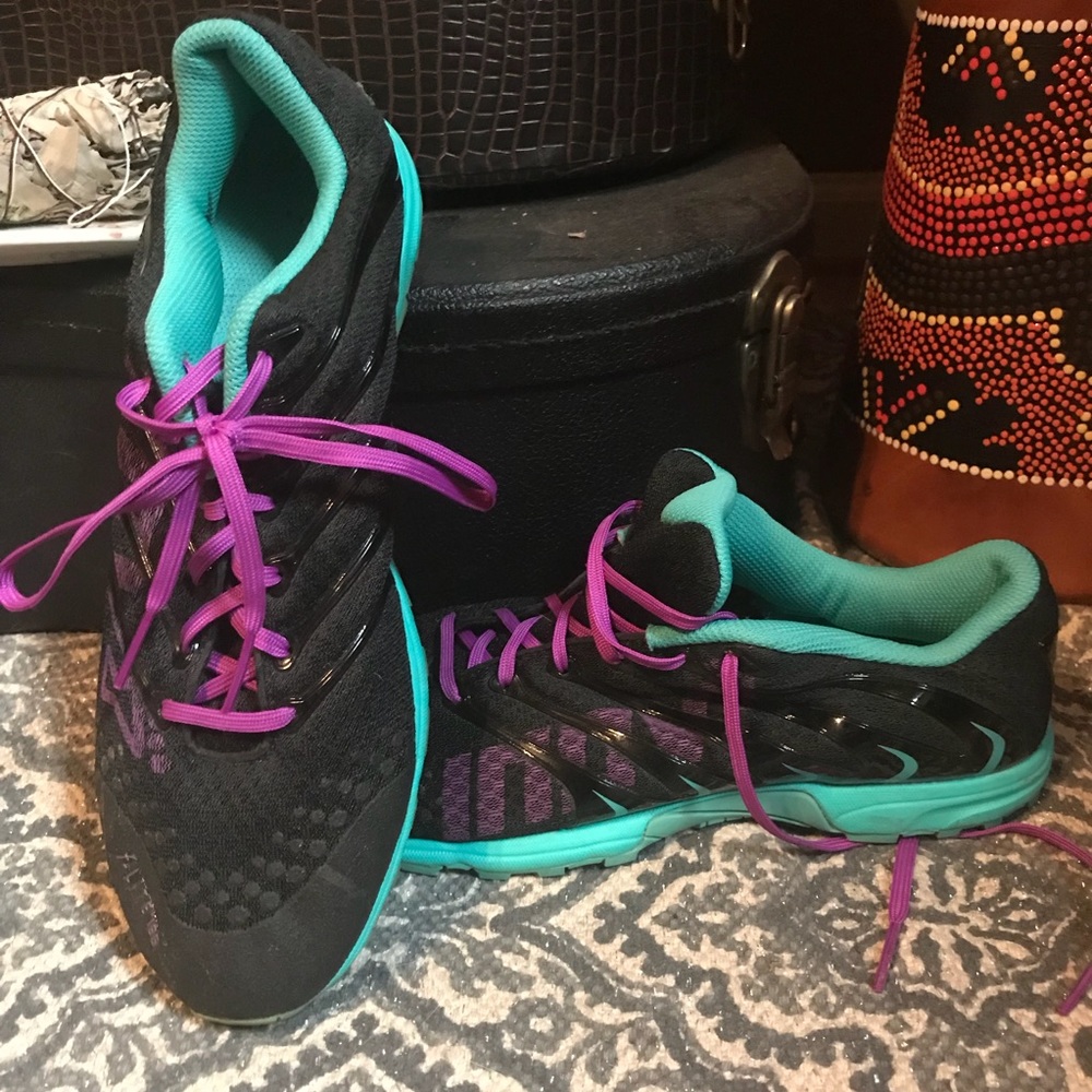 NWOT inov8 Minimalist Running Shoes Size 11